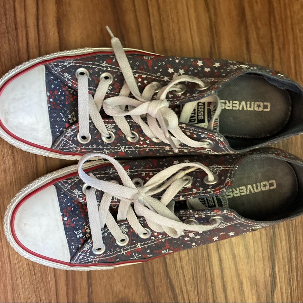 star and heart converse